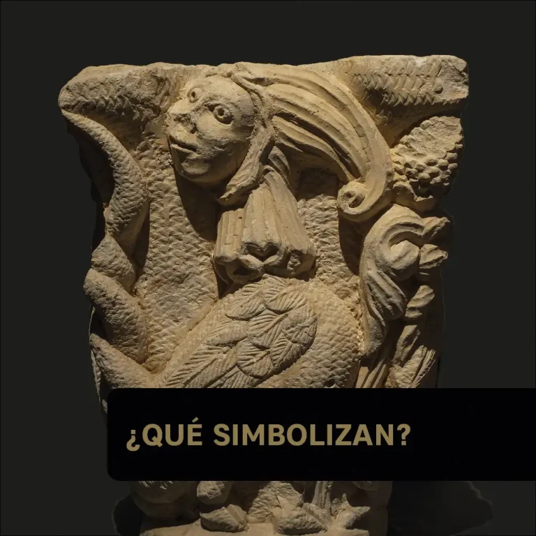 Relieve completo de arpías, simbolizando la lujuria y los placeres mundanos según la iconografía medieval.